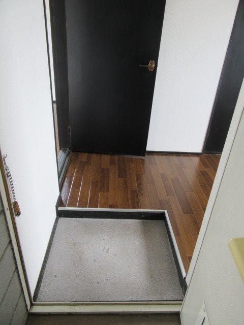 グレースハイツ安野 玄関