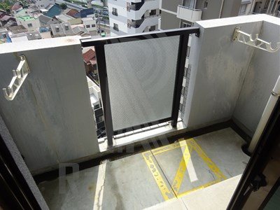 リファレンス県庁口 ベランダ