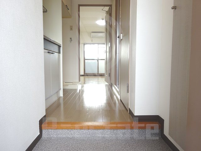 リファレンス住吉 玄関