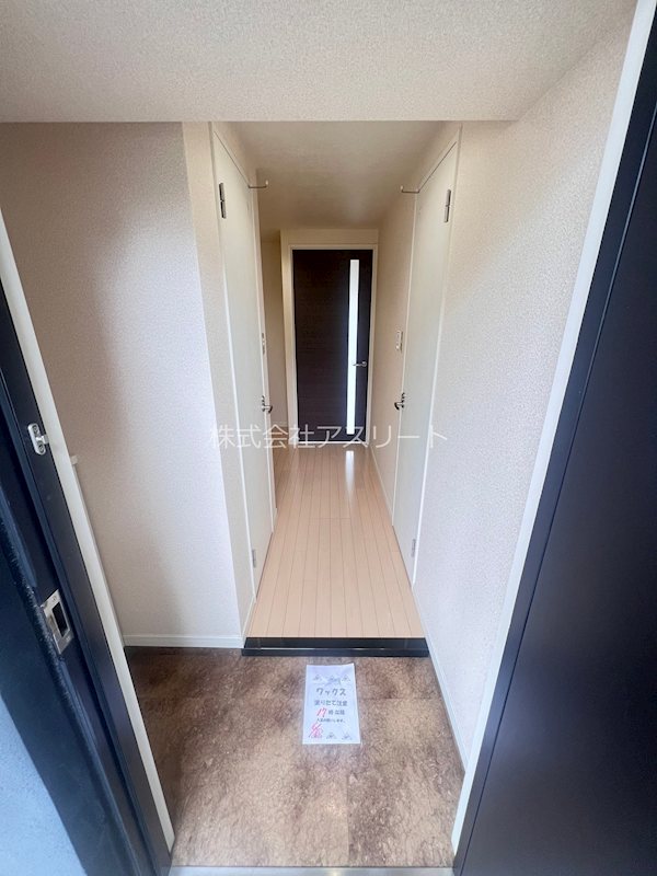 エンクレスト天神4 玄関