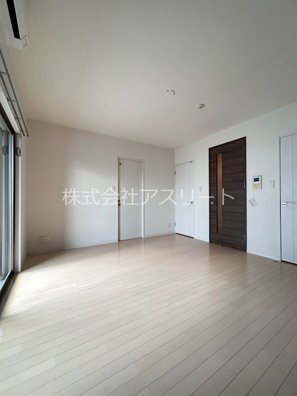 REGALO空港通 リビング