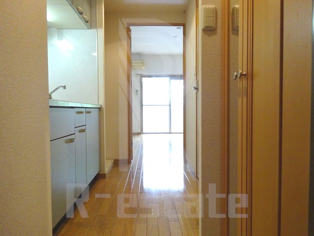 ピュアドーム博多21 玄関