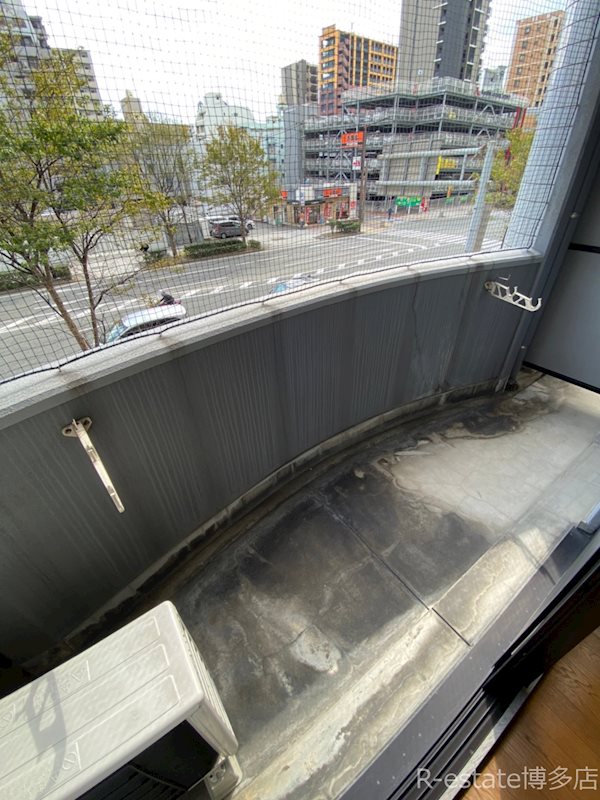 ロイヤル天神東104 ベランダ