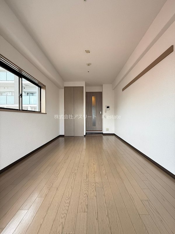 リファレンス県庁口 リビング