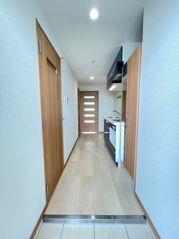 ロイヤルコンフォート渡辺通252 玄関