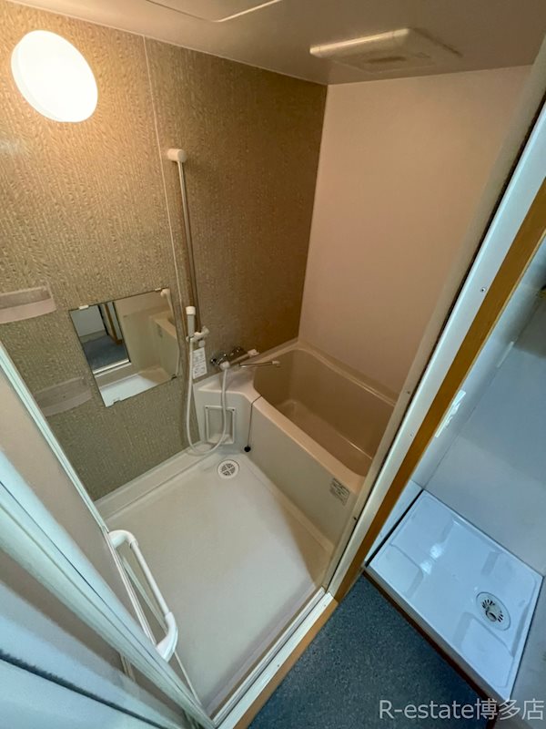 ロイヤル渡辺通2 88 風呂画像