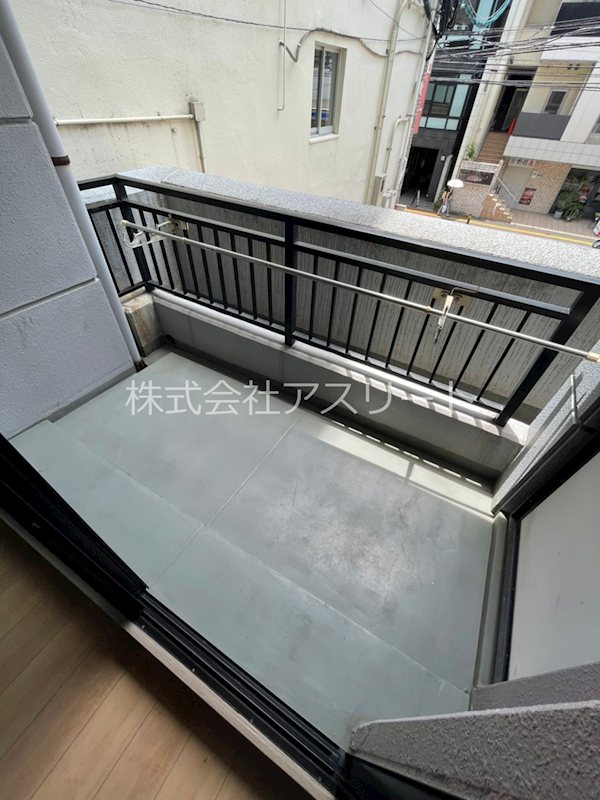 パインストン今泉 ベランダ