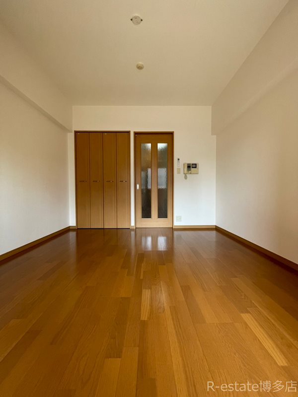 CAVANA天神 リビング