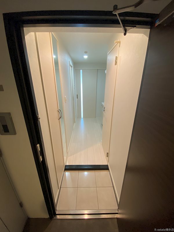 エンクレスト博多Belle 玄関