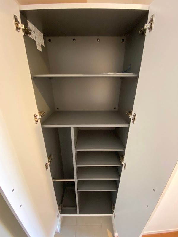 サヴォイ箱崎邸園 玄関