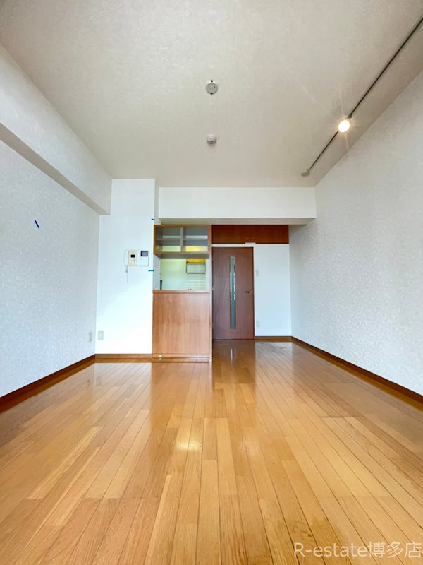 ラセット天神 リビング