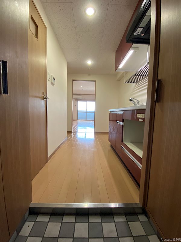 ロイヤル博多駅前 玄関