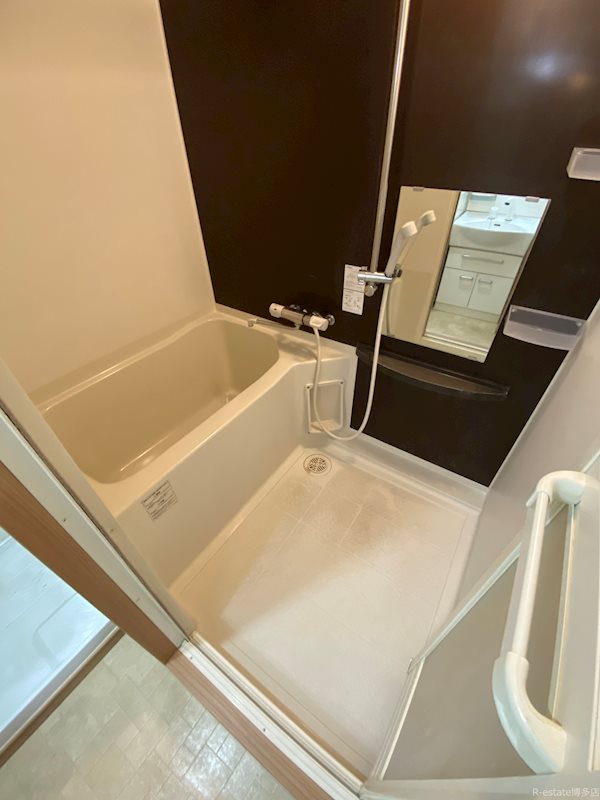 ロイヤル博多駅前 風呂画像