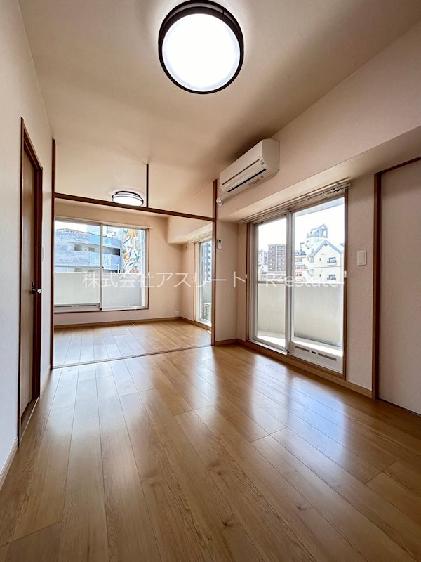 エステートモア警固本通り リビング