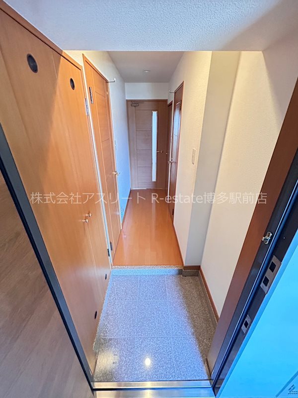 サンネストピア箱崎駅前 玄関