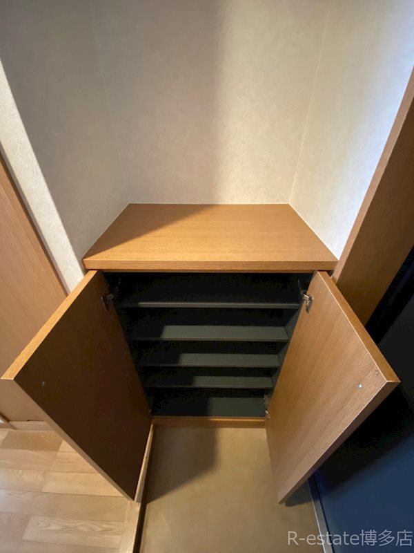 エンクレスト奈良屋 玄関