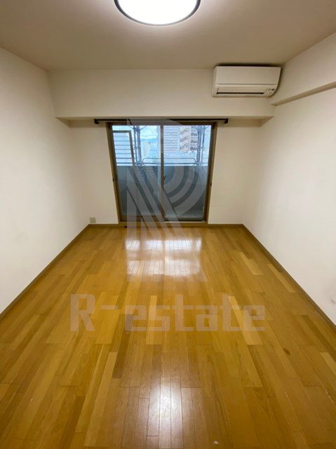 エステートモア天神倶楽部 リビング