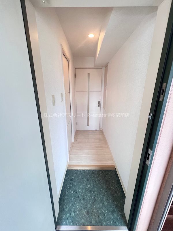 ホワイトキャッスル吉塚壱番館 玄関