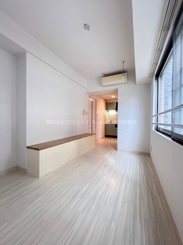 ホワイトキャッスル吉塚壱番館 リビング