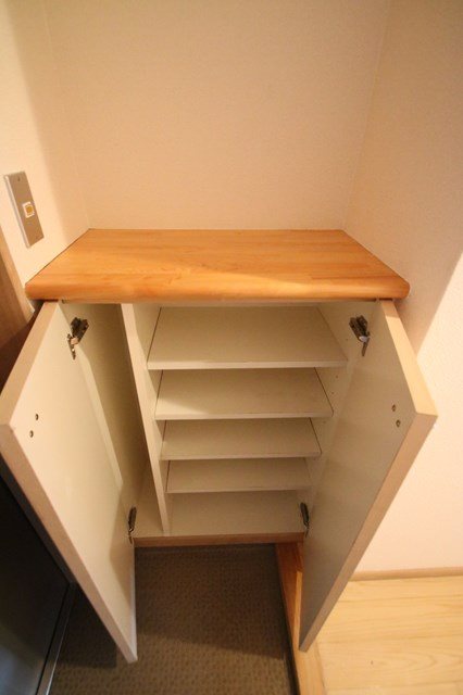 エストレーア薬院 玄関