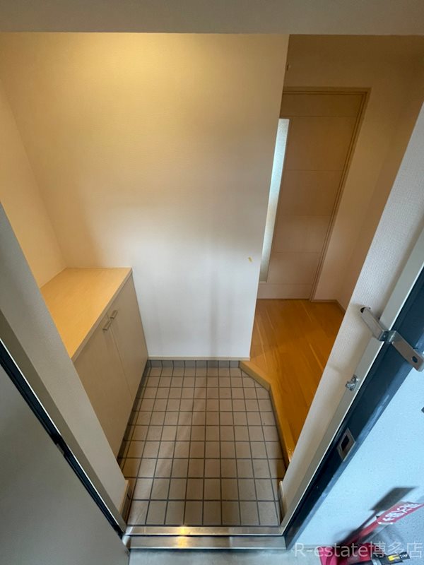 レキシントンスクエア駅東 玄関