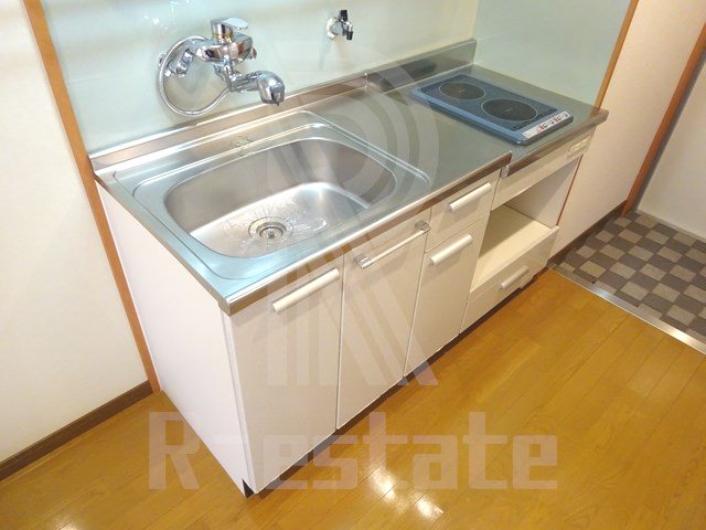 ロイヤル博多駅東84 キッチン