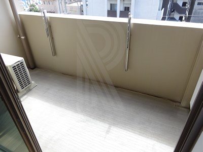 サヴォイソリディティ ベランダ