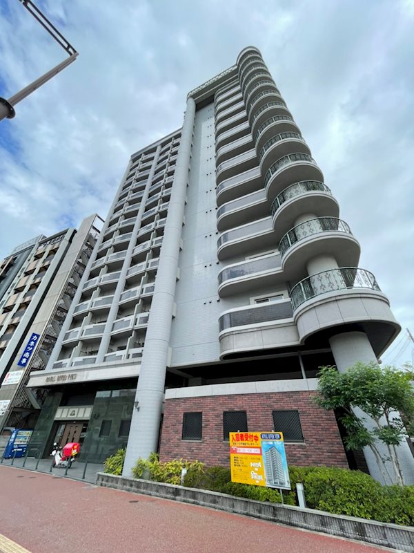 ロイヤルリバービュー143 1204号室 外観