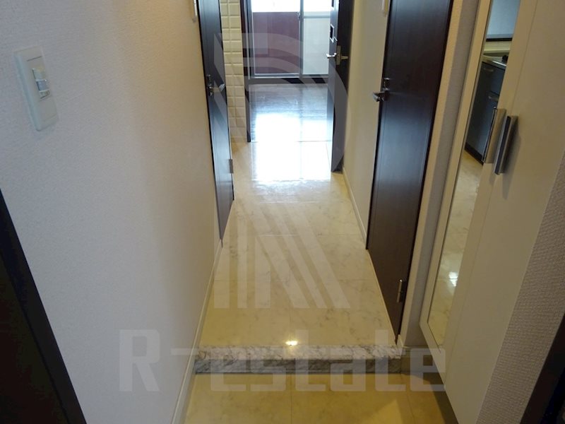 レジデンシャルヒルズ博多駅前 玄関