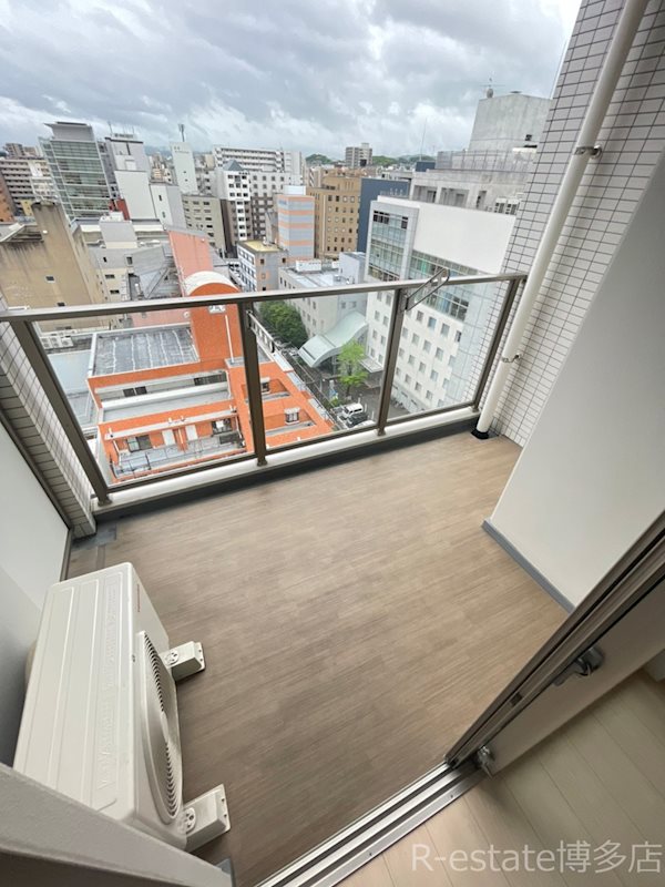 Rupieレジデンス渡辺通 ベランダ