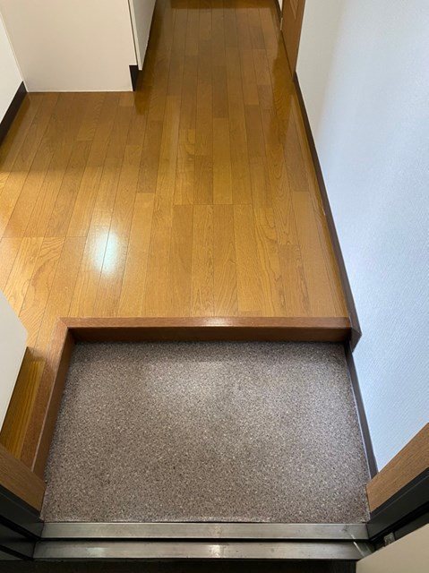 エスポワール中呉服 玄関