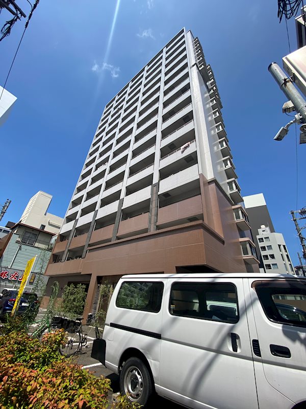サヴォイグランデヴィル 703号室 外観