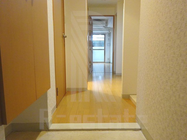 ボルゲーゼ駅南 玄関