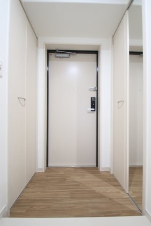 フォレストドルフ天神 玄関