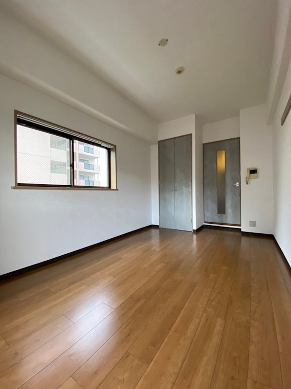 リファレンス県庁口 リビング