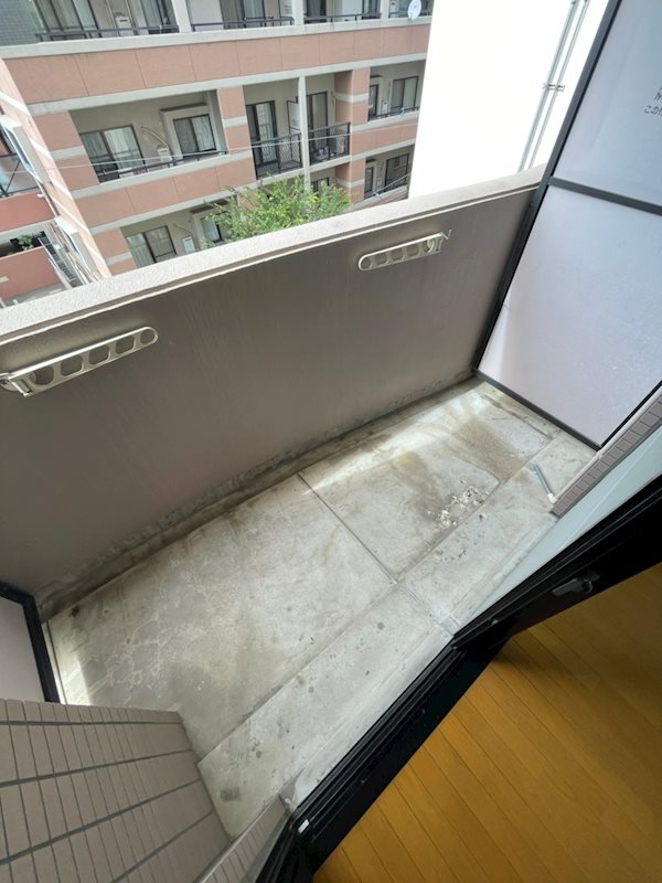 ピュアドームアーデント博多 ベランダ