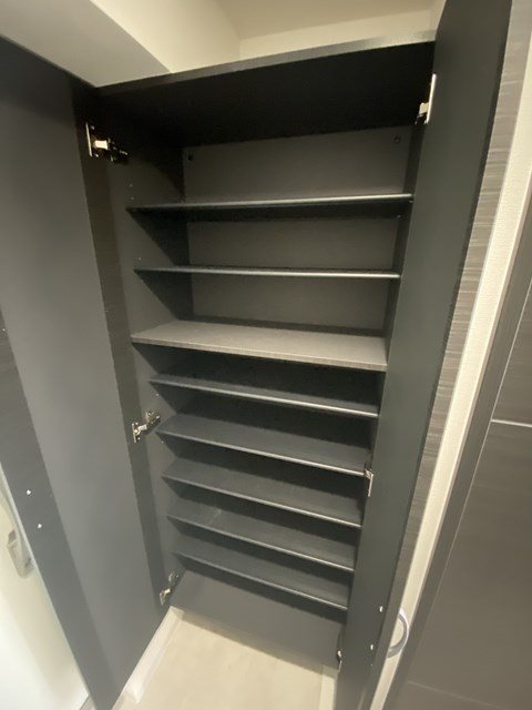 レトワール吉塚 玄関