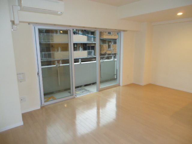 KDXレジデンス天神東2 リビング