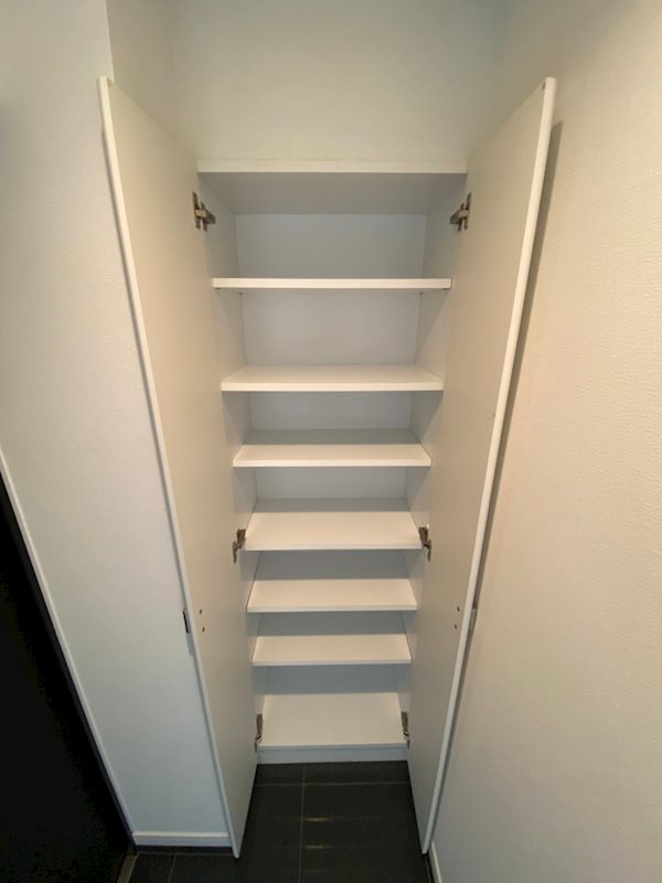 ルネッサンス21赤坂けやき通り 玄関