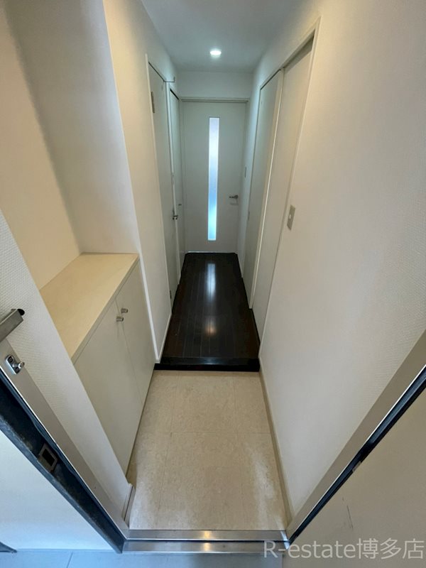 グランパーク天神 玄関