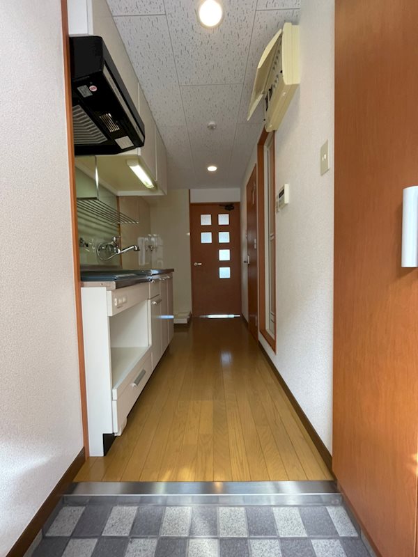 ロイヤル博多駅東84 玄関