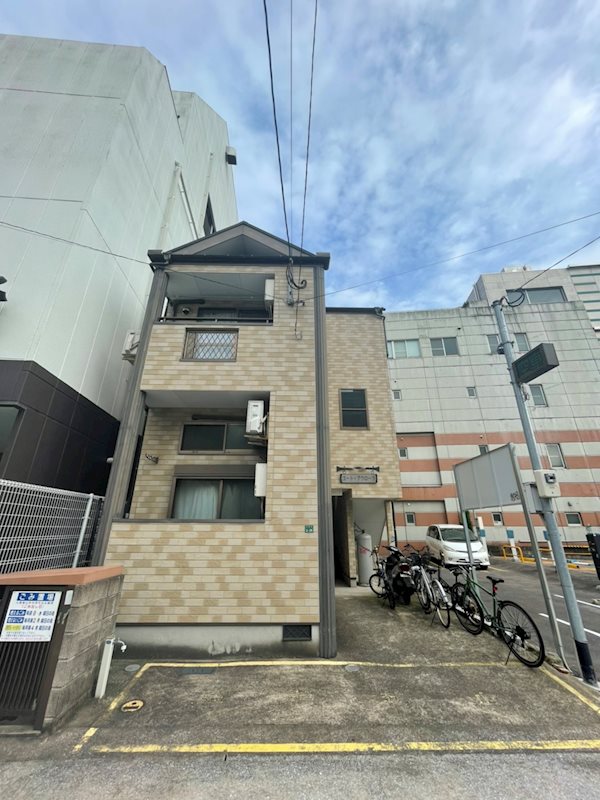 コートアウローラ 203号室 外観