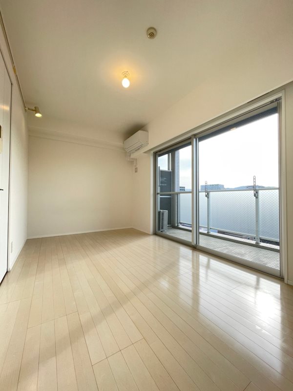 ナビールコート白金 リビング