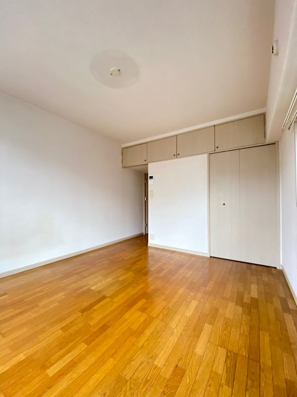 エステートモア白金ルノン リビング