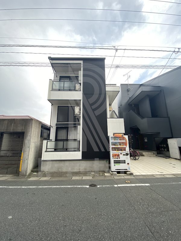 ウィザード箱崎 201号室 外観