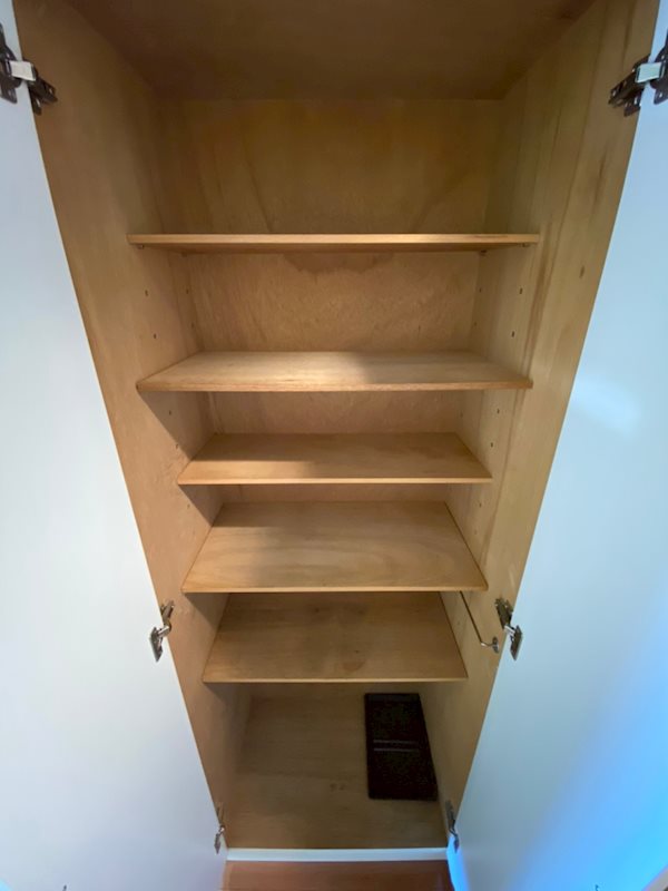 ダイナコートエスタディオサラB棟  玄関