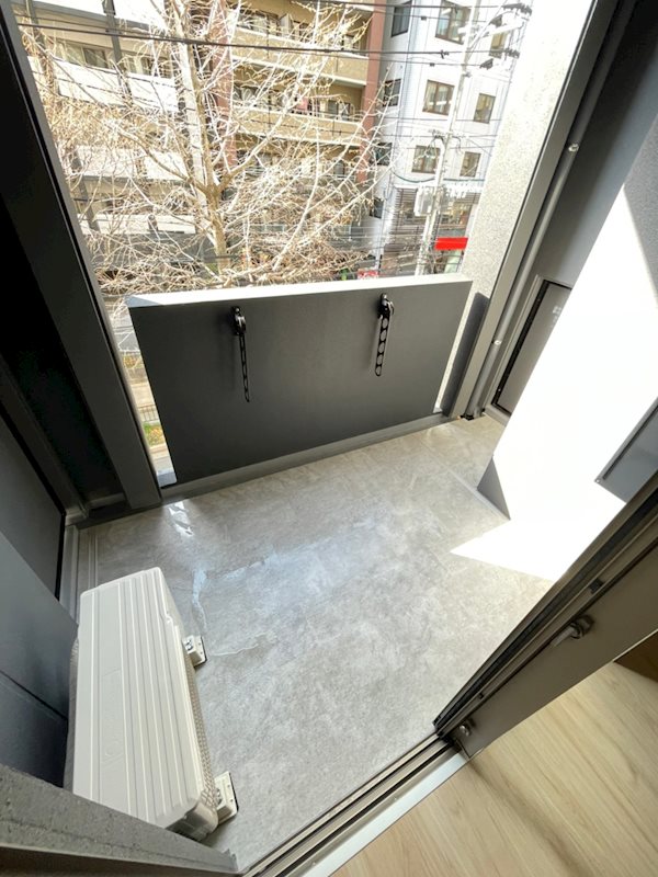 エンクレストALIVE白金 ベランダ