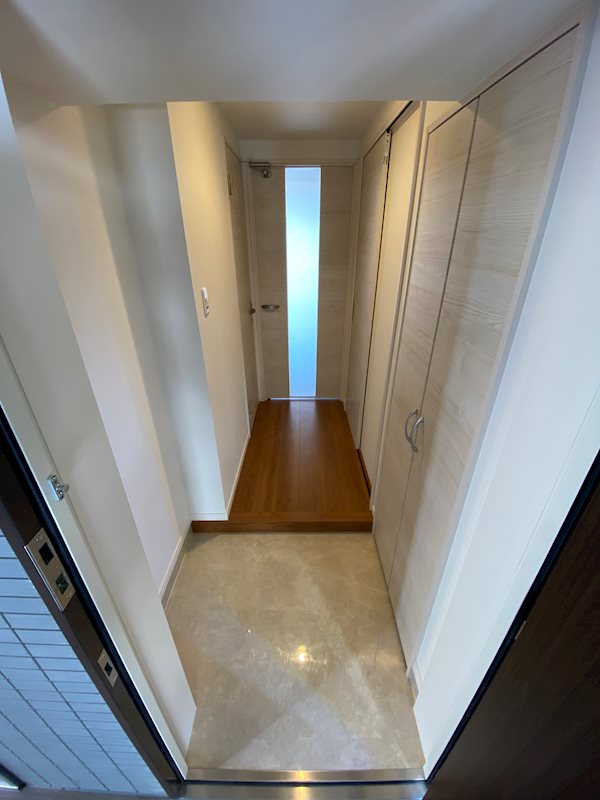 サニークレスト山王公園 玄関