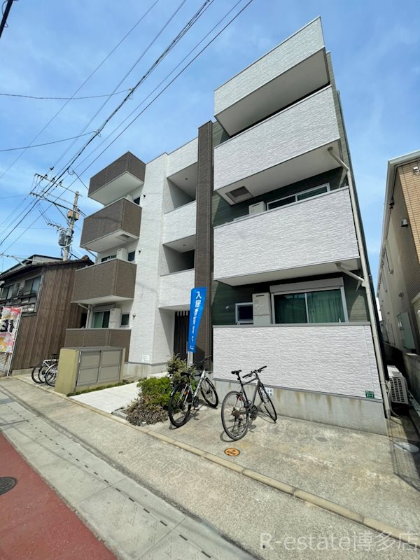 アルバーノ吉塚 301号室 外観