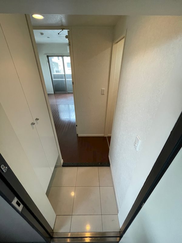 アクタス天神北 玄関